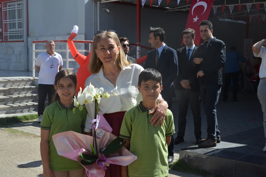 "AYDIN SANA KANIM FEDA" Projesi kapsamında İlçemizde "KAN BAĞIŞI KAMPANYASI" Yapıldı