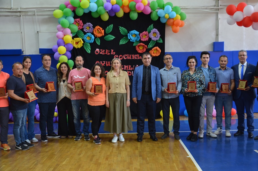 Nazilli' de Özel Eğitim Çocuk Oyunları Şenliği Gerçekleştirildi