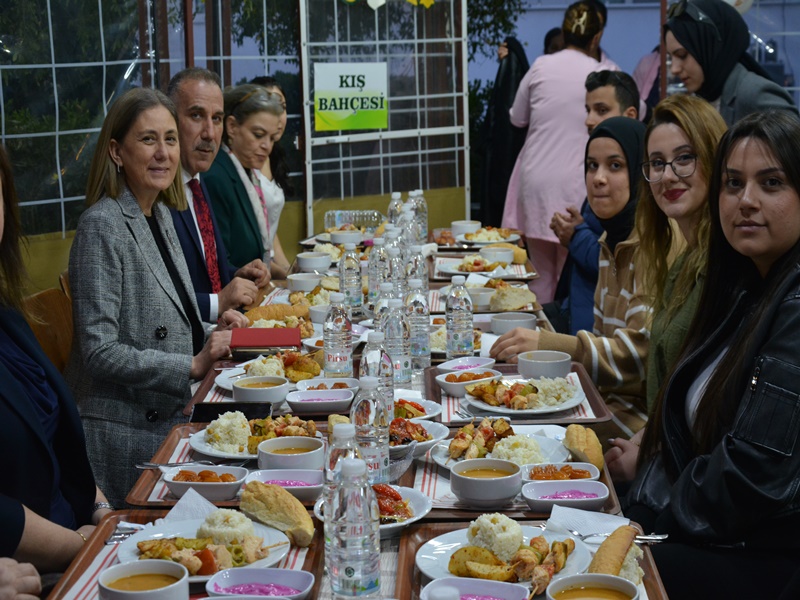 Gevheran Sultan Kız Öğrenci Yurdu İftar Yemeği